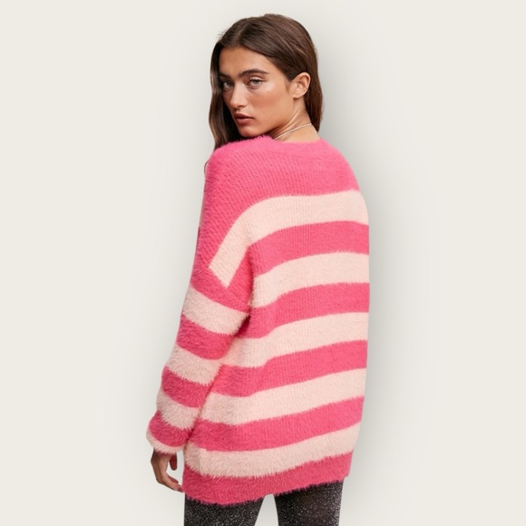 Talulah Striped Fuzzy Cardigan Sweater Pockets Pink Women’s Size Large - Picture 3 of 12